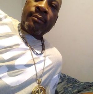 Meet your Posher, Fredrick